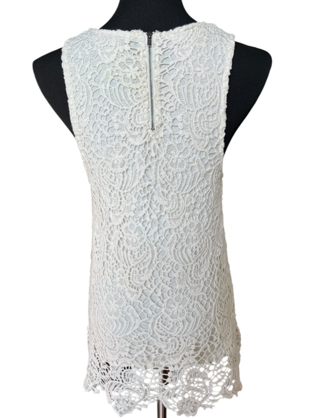 Lucky Brand Lace Tank Top Medium Ivory Crochet Sleeveless Boho Scalloped Hem - Picture 4 of 9